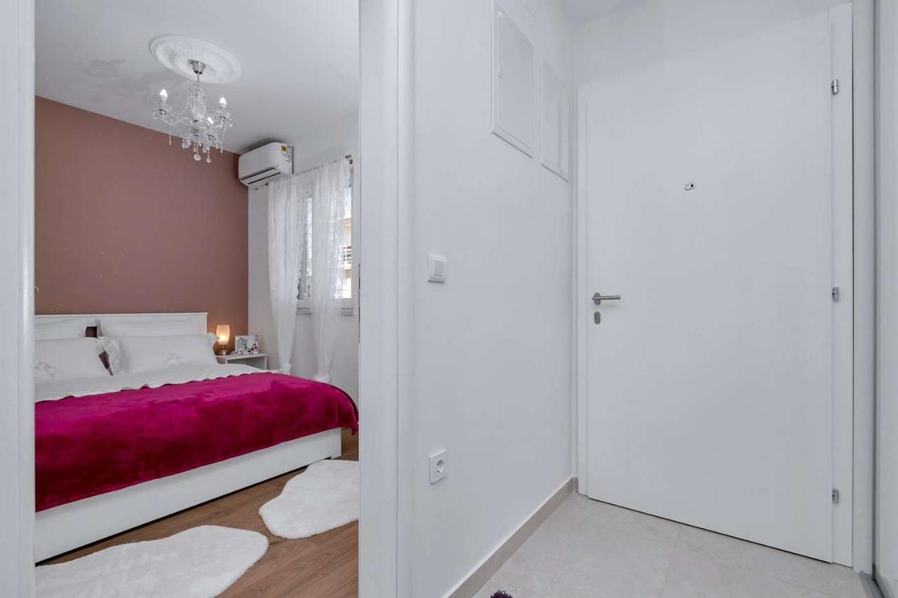 Luxurious Apartment Nino Makarska Luaran gambar